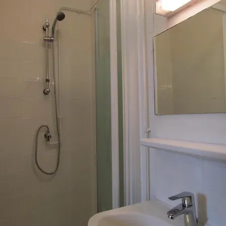 Prázdninový dům Le Domaine Des Roches, Auberge Collective