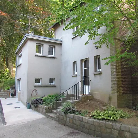 Le Domaine Des Roches, Auberge Collective