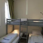 Ferienhaus Le Domaine Des Roches, Auberge Collective *