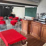 Le Domaine Des Roches, Auberge Collective * Dieppe