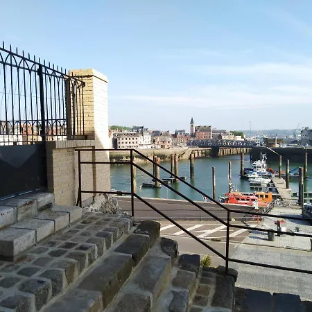 Le Domaine Des Roches, Auberge Collective Dieppe