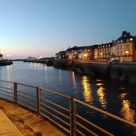 Le Domaine Des Roches, Auberge Collective Feriehus