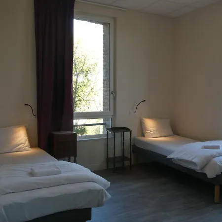 Le Domaine Des Roches, Auberge Collective Dieppe