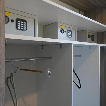 Le Domaine Des Roches, Auberge Collective *