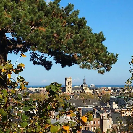 Feriehus Le Domaine Des Roches, Auberge Collective *