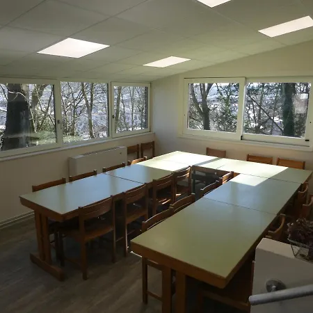 Le Domaine Des Roches, Auberge Collective Dieppe