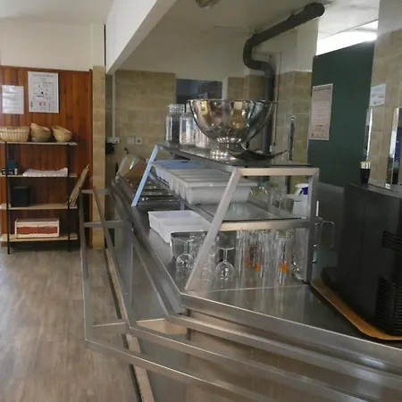 Le Domaine Des Roches, Auberge Collective *