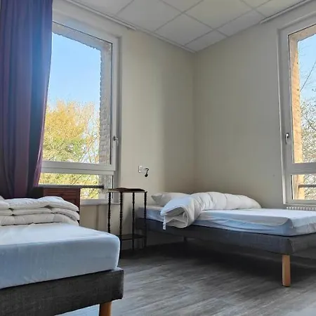 Le Domaine Des Roches, Auberge Collective Tatil Evi