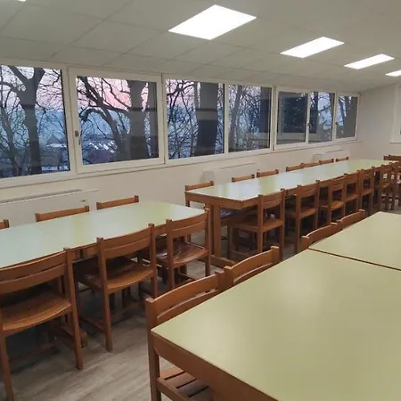 Le Domaine Des Roches, Auberge Collective בית נופש דייפ