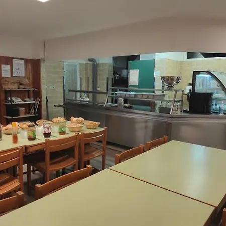 Le Domaine Des Roches, Auberge Collective בית נופש