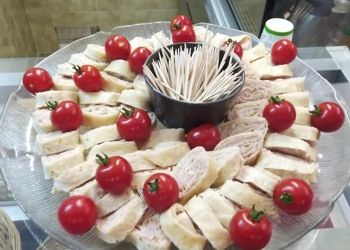 Le Domaine Des Roches, Auberge Collective Hébergement de vacances