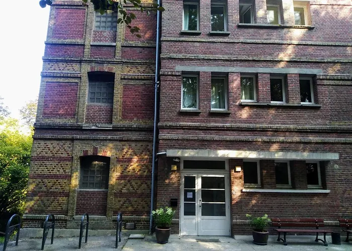 Le Domaine Des Roches, Auberge Collective *