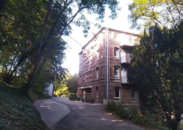 Hébergement de vacances Le Domaine Des Roches, Auberge Collective