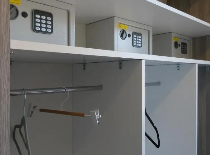 Le Domaine Des Roches, Auberge Collective *