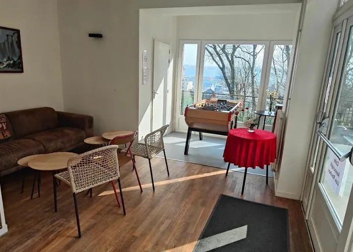 Le Domaine Des Roches, Auberge Collective * Dieppe